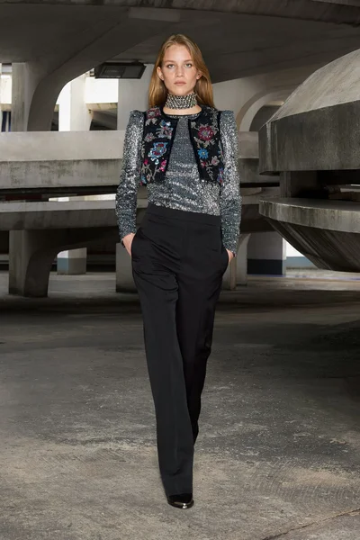 Look 43